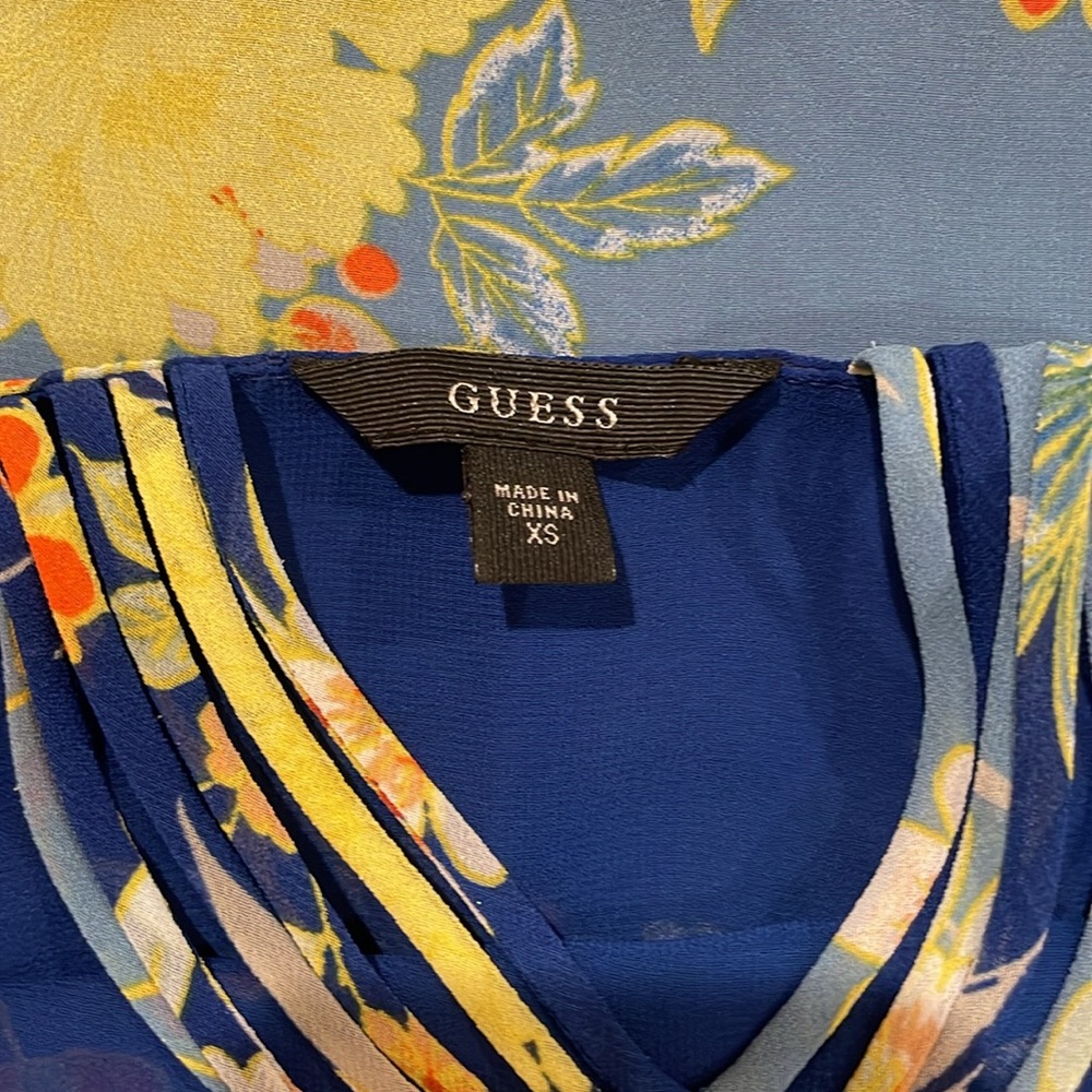 Guess Royal Blue Floral Tank Sz XS - Picture 4 of 7